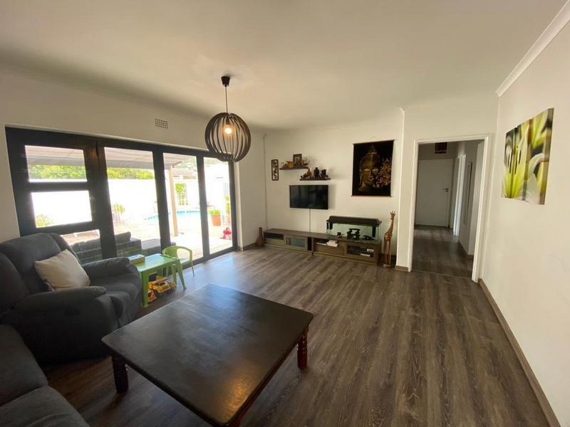 3 Bedroom Property for Sale in Fish Hoek Western Cape